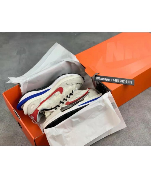 Sacai x Nike VaporWaffle “Royal Fuchsia” online sale